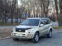 Сүрөт унаа Toyota RAV4