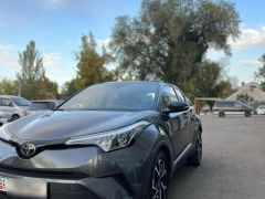 Сүрөт унаа Toyota C-HR