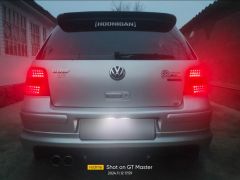 Сүрөт унаа Volkswagen Golf GTI