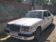 Фото авто Mercedes-Benz W124