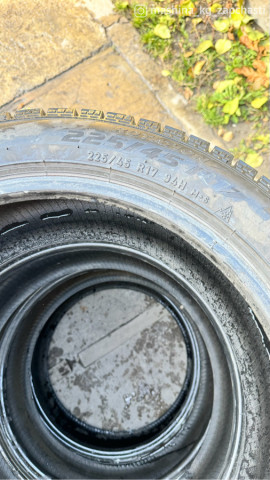 Tires - Комплект зимней резины 225/45/17 pirelli