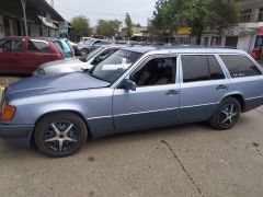 Photo of the vehicle Mercedes-Benz W124