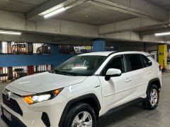 Photo of the vehicle Toyota RAV4