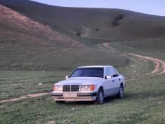 Фото авто Mercedes-Benz W124