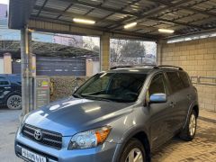 Сүрөт унаа Toyota RAV4