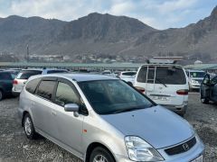 Сүрөт унаа Honda Stream