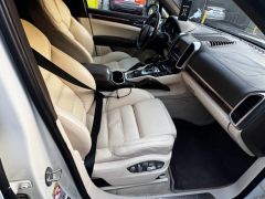 Сүрөт унаа Porsche Cayenne