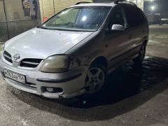 Фото авто Nissan Almera Tino