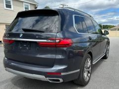 Photo of the vehicle BMW X7