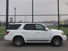 Фото авто Toyota Sequoia