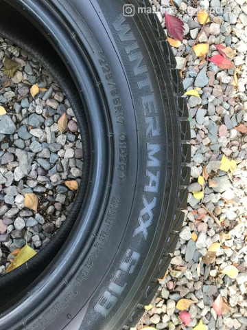 Tires - Продаю ЗИМНИЕ ШИНЫ