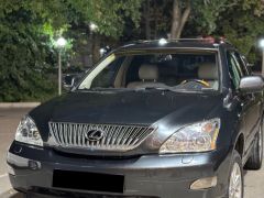 Photo of the vehicle Lexus RX