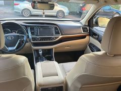 Сүрөт унаа Toyota Highlander