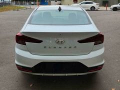 Сүрөт унаа Hyundai Elantra