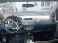 Фото авто Honda Jazz