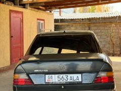 Photo of the vehicle Mercedes-Benz W124