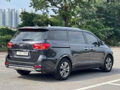 Фото авто Kia Carnival