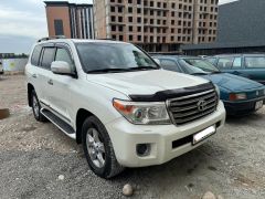 Сүрөт унаа Toyota Land Cruiser