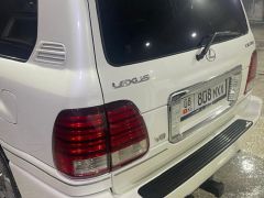 Photo of the vehicle Lexus LX