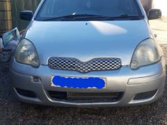 Сүрөт унаа Toyota Vitz