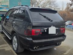 Photo of the vehicle BMW X5