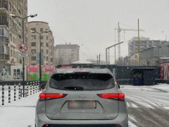 Сүрөт унаа Toyota Highlander