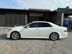 Фото авто Toyota Crown