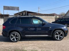 Photo of the vehicle BMW X5