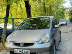 Photo of the vehicle Honda Fit