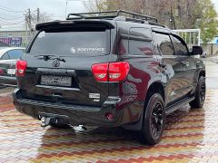 Сүрөт унаа Toyota Sequoia