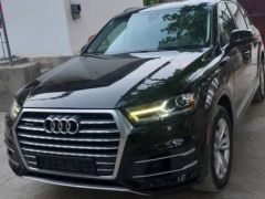 Photo of the vehicle Audi Q7