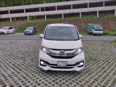 Сүрөт унаа Honda Stepwgn