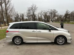 Photo of the vehicle Honda Odyssey