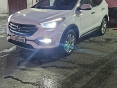 Photo of the vehicle Hyundai Santa Fe