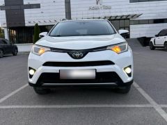 Сүрөт унаа Toyota RAV4