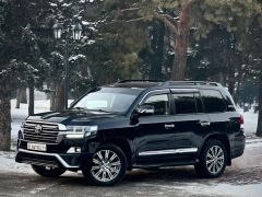 Фото авто Toyota Land Cruiser