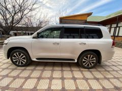 Фото авто Toyota Land Cruiser