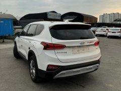 Photo of the vehicle Hyundai Santa Fe