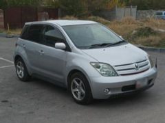 Фото авто Toyota Ist