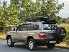 Photo of the vehicle Toyota Land Cruiser