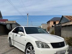 Сүрөт унаа Toyota Crown