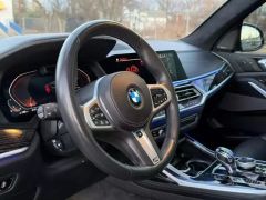 Photo of the vehicle BMW X7