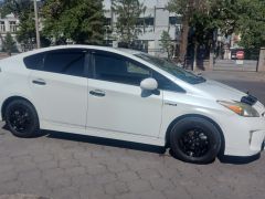 Фото авто Toyota Prius