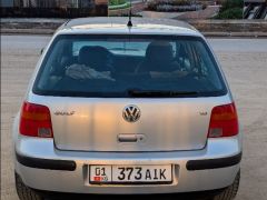 Photo of the vehicle Volkswagen Golf