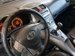 Сүрөт унаа Toyota Auris