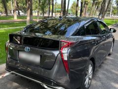 Фото авто Toyota Prius