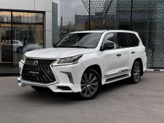 Photo of the vehicle Lexus LX