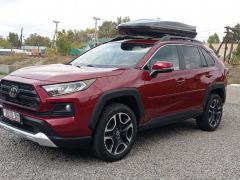 Сүрөт унаа Toyota RAV4