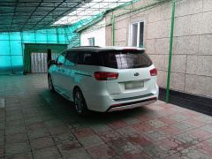 Фото авто Kia Carnival