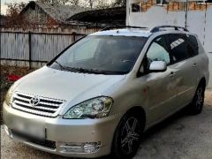 Сүрөт унаа Toyota Avensis Verso